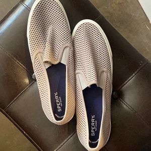 Sperry memory foam